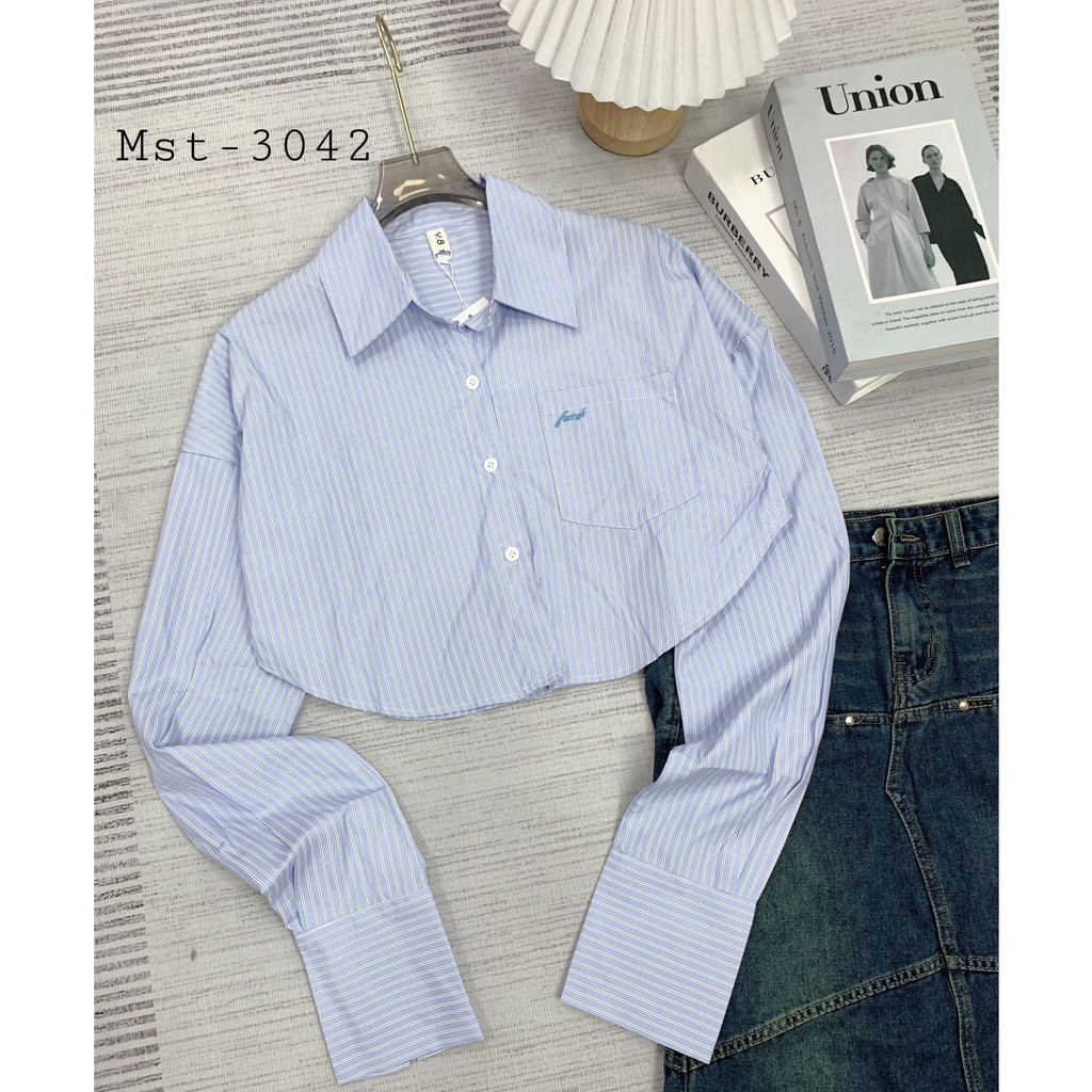 Áo sơmi croptop tay dài kẻ sọc thêu chữ nhỏ trước ngực xinh xắn - 247store.vn - Somikecroptop3042/P0k7