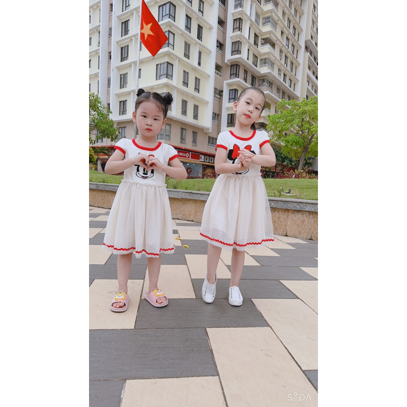 Đầm Công Chúa Họa Tiết Chuột Mickey Minnie Phối Lưới Xinh Xắn Cho Bé Gái đầm hãng Disney