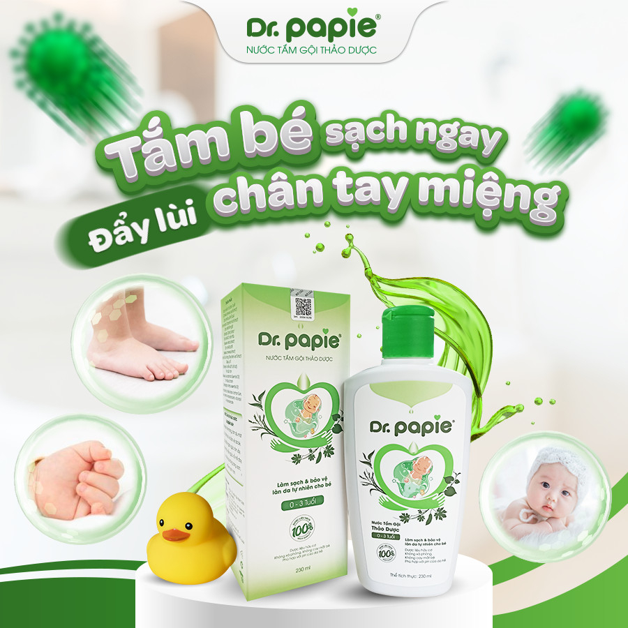 Combo 1 Chai Nước Tắm Thảo Dược Dr Papie 230ml và 1 Hộp Khăn Lau Hạ Sốt Dr Papie 25 Chiếc