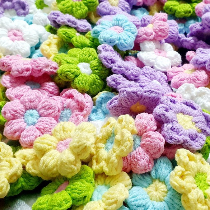 Hoa handmade móc len 6 cánh phong cách mùa hè