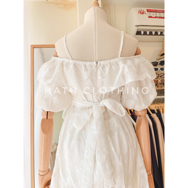Kena Dress - Đầm trễ vai tông trắng/hồng dáng xoè chất vải voan thêu siêu xinh
