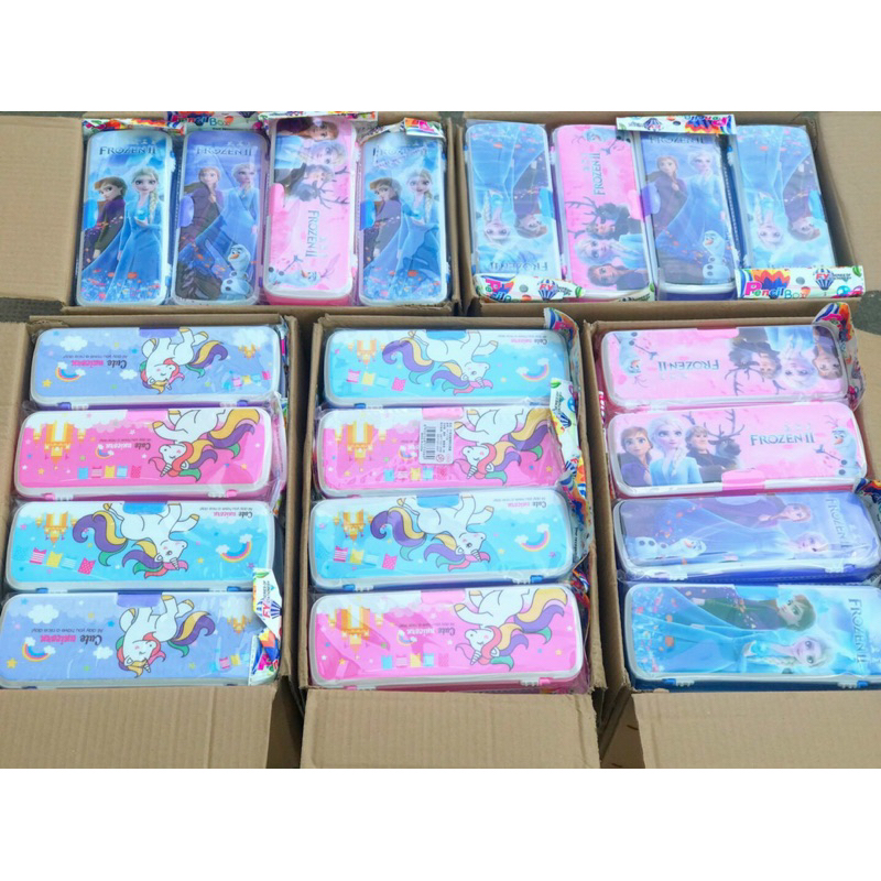 Hộp đựng viết bằng nhựa hình dễ thương cho các bé