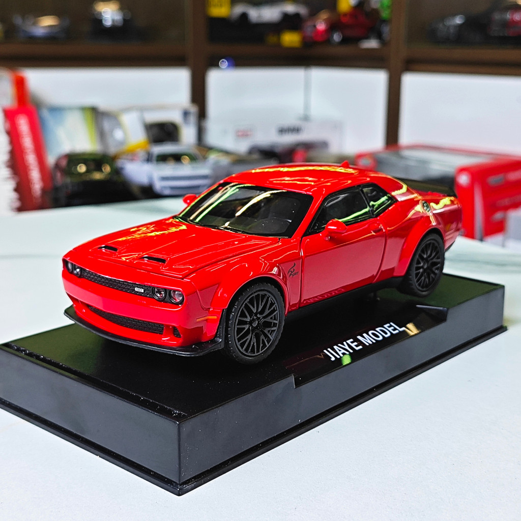 Mô hình xe siêu xe Dodge Challenger Hellcat STR tỉ lệ 1:32 hãng Jiaye 3 màu