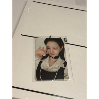 Card ảnh bo góc IVE chính hãng