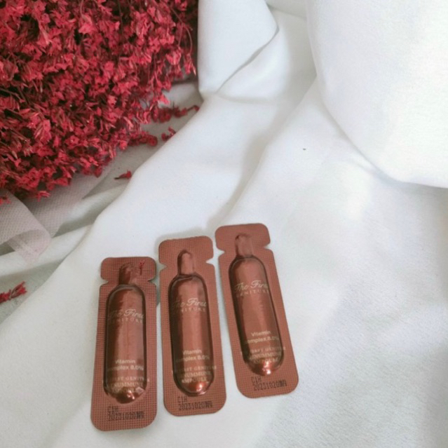 Tinh Chất Làm Trắng Vitamin C Ohui The First Genemune Ampoule date 2025