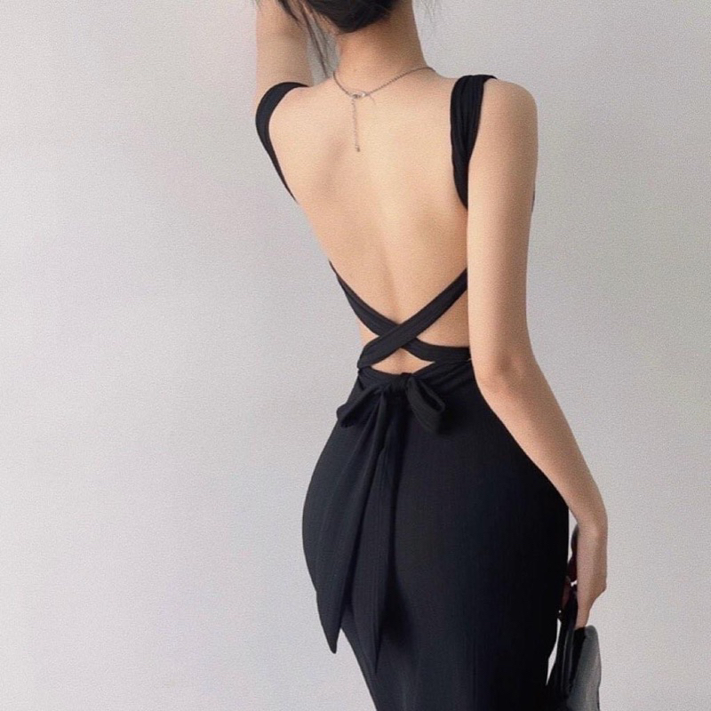 Đầm body hở lưng dáng dài