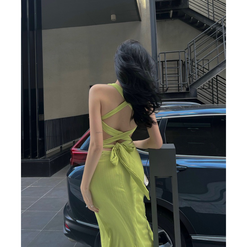 Đầm body hở lưng dáng dài