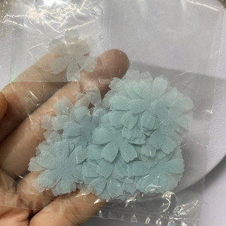 SÉT 50 CÁNH HOA GAI 3cm voan Hàn