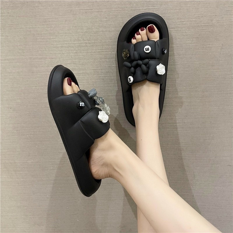 Dép bánh mì - Dép nữ kèm  sticker ngẫu nhiên siêu hot