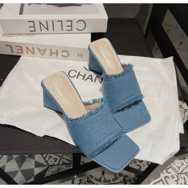 Giày gót bản rin  siêu xinh sang chảnh hót