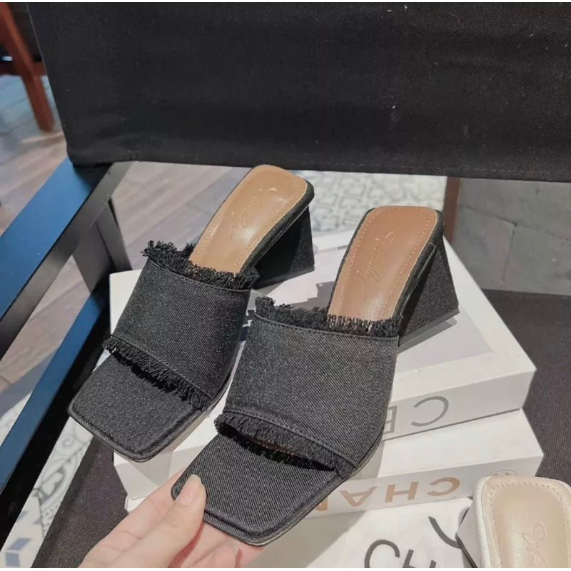 Giày gót bản rin  siêu xinh sang chảnh hót