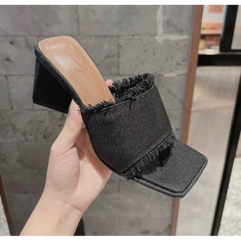 Giày gót bản rin  siêu xinh sang chảnh hót