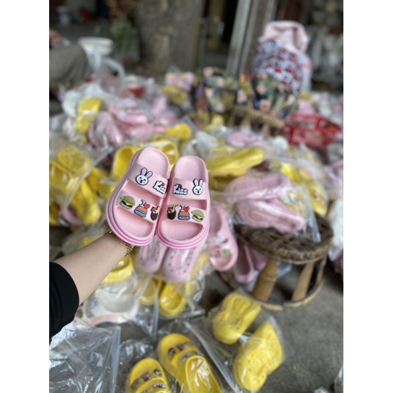 Dép cho bé quảng châu