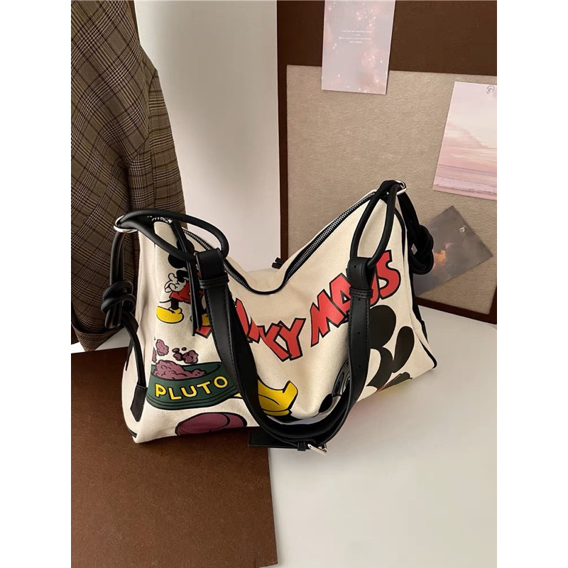 Siêu Phẩm Túi Đeo Chéo Hình Micky Mouse Cute 2023