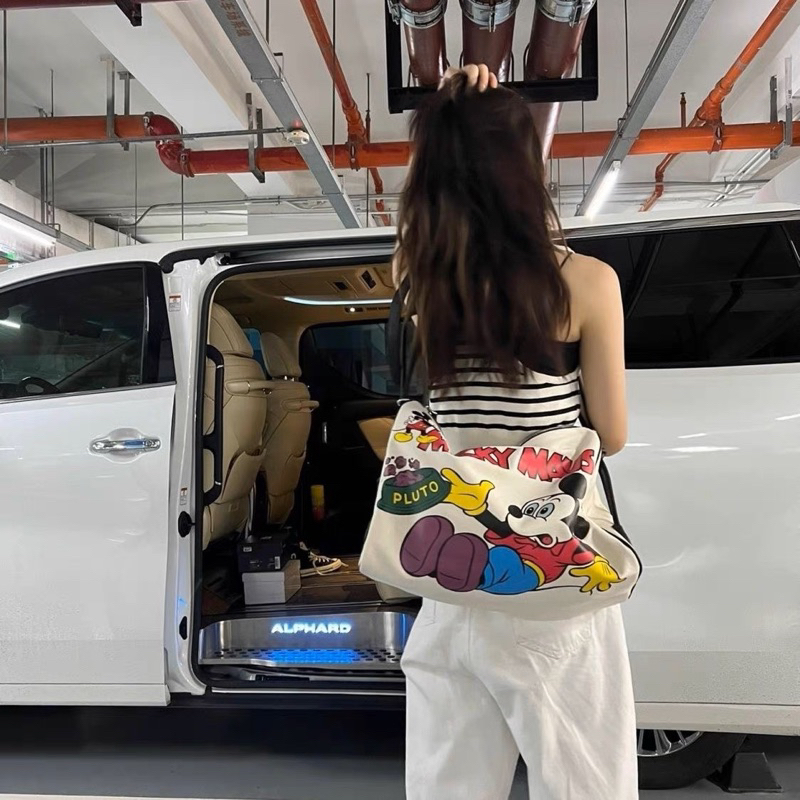 Siêu Phẩm Túi Đeo Chéo Hình Micky Mouse Cute 2023