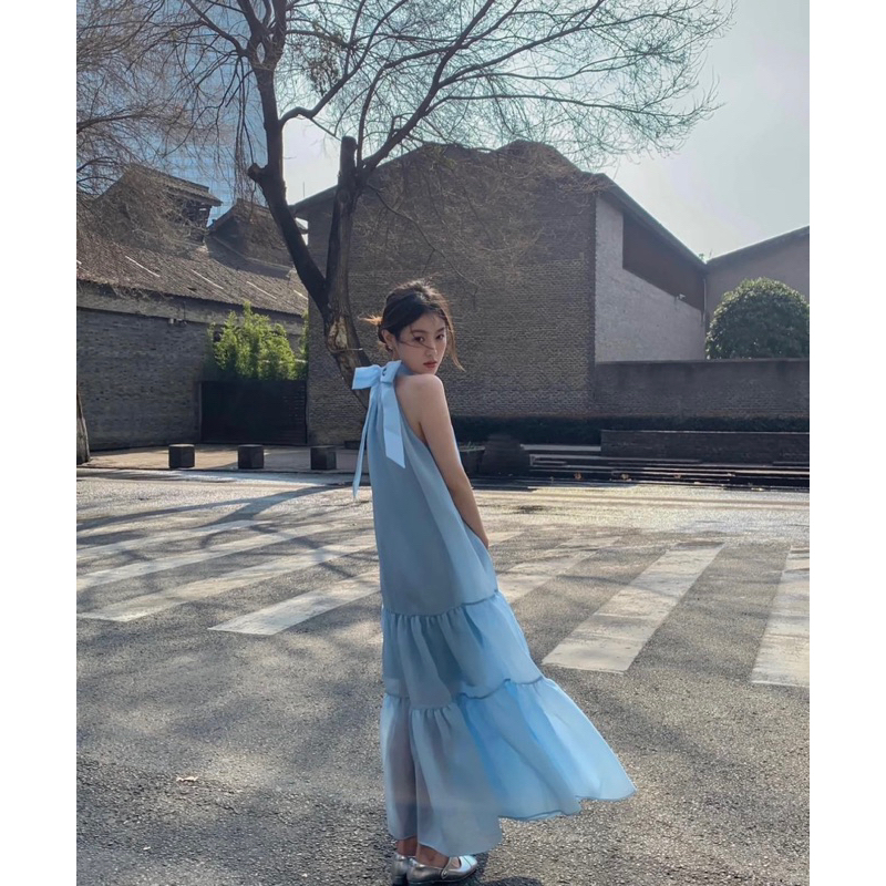 Đầm Tơ Sát Nách Cổ Yếm Hai Lớp Thắt Nơ Mã T147