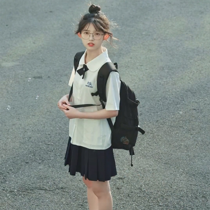 Áo sơ mi trắng đồng phục học sinh Thái Lan