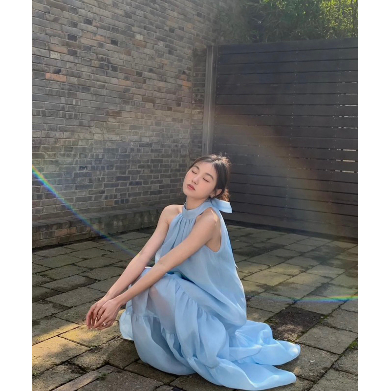 Đầm Tơ Sát Nách Cổ Yếm Hai Lớp Thắt Nơ Mã T147