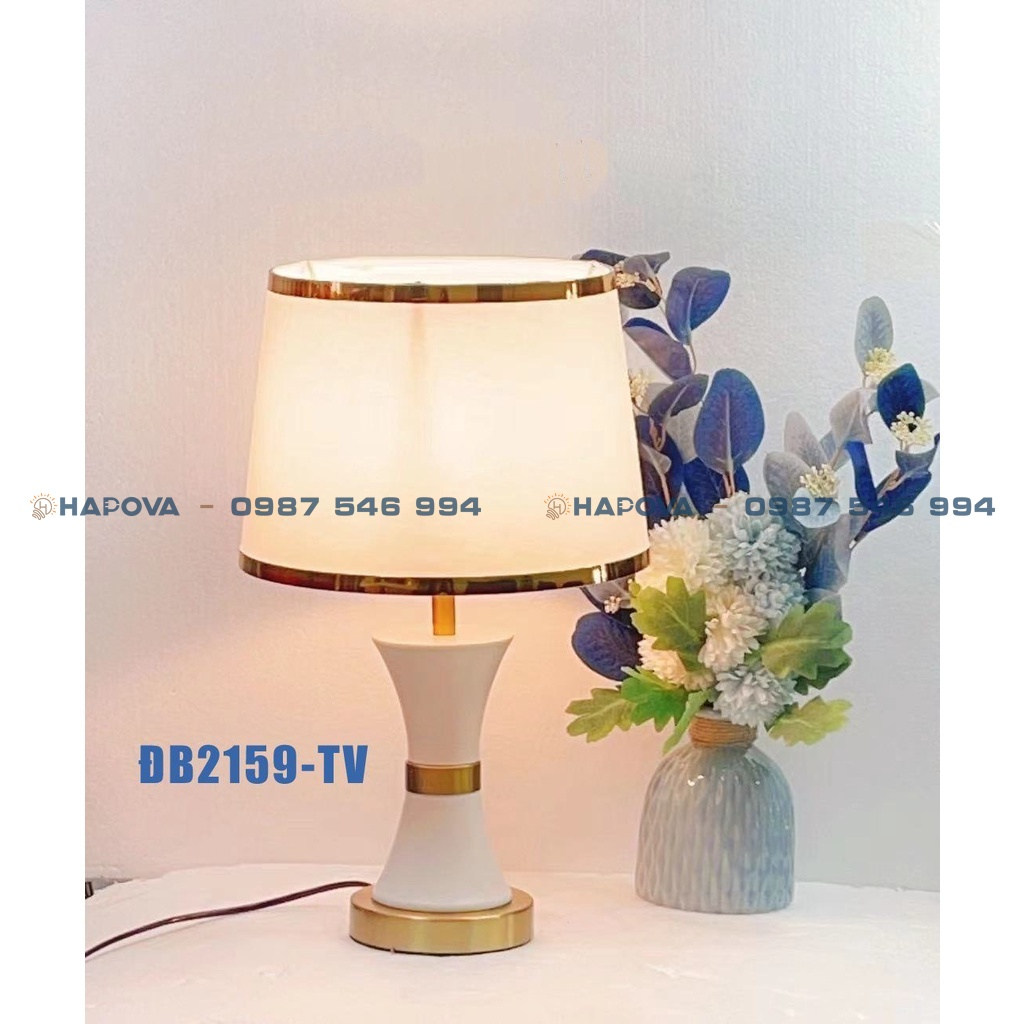 Đèn bàn ngủ cao cấp HAPOVA DALE 2159