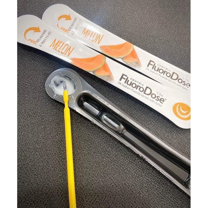 Vecni fluor chống sâu răng, hà mủn, trắng răng, ăn toàn cho trẻ từ 1 tuổi.