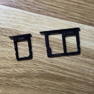 Khay sim samsung J4 core (khay sim+khay thẻ nhớ )