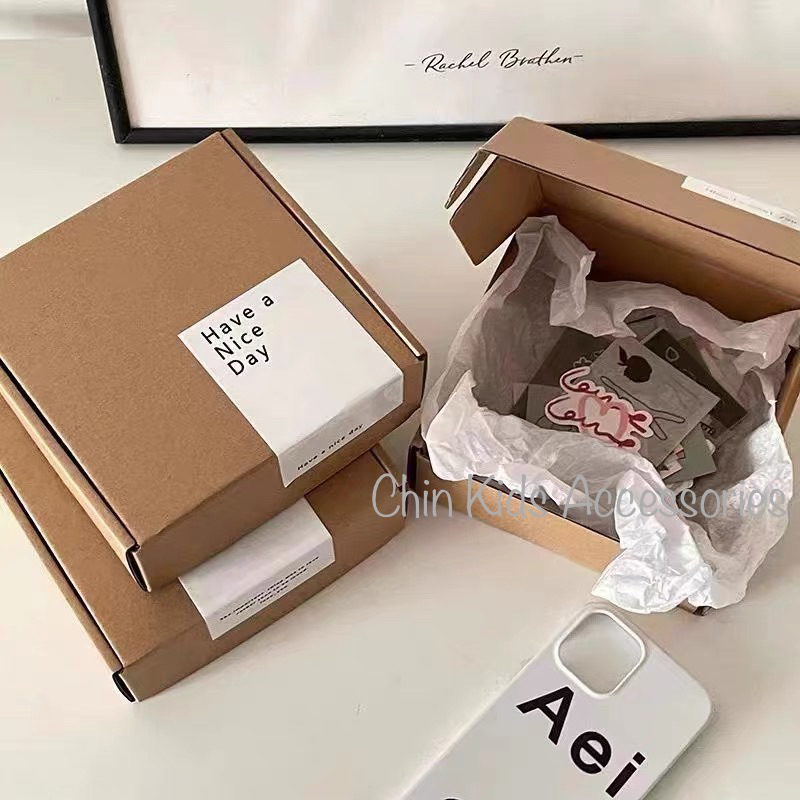 Đóng hộp sản phẩm làm quà tặng, ghi chú đánh máy, note lời chúc theo yêu cầu