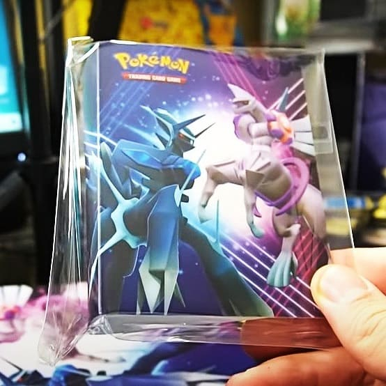 (Hộp thiếc kim loại chứa 14 món) Hộp bài Pokemon TCG Collector Chest Fall 2022 Origin Dialga Palkia mới chính hãng 100%!