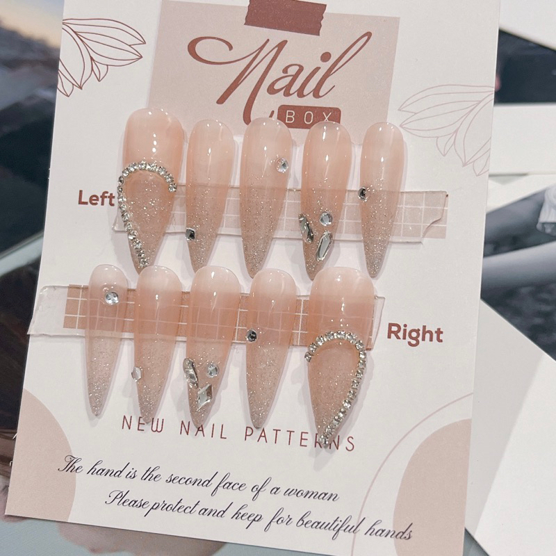 Nailbox thiết kế cô dâu sang chảnh ,móng giả úp thạch nhũ flash đính đá giả ghép được trái tim-rabbitt.nail