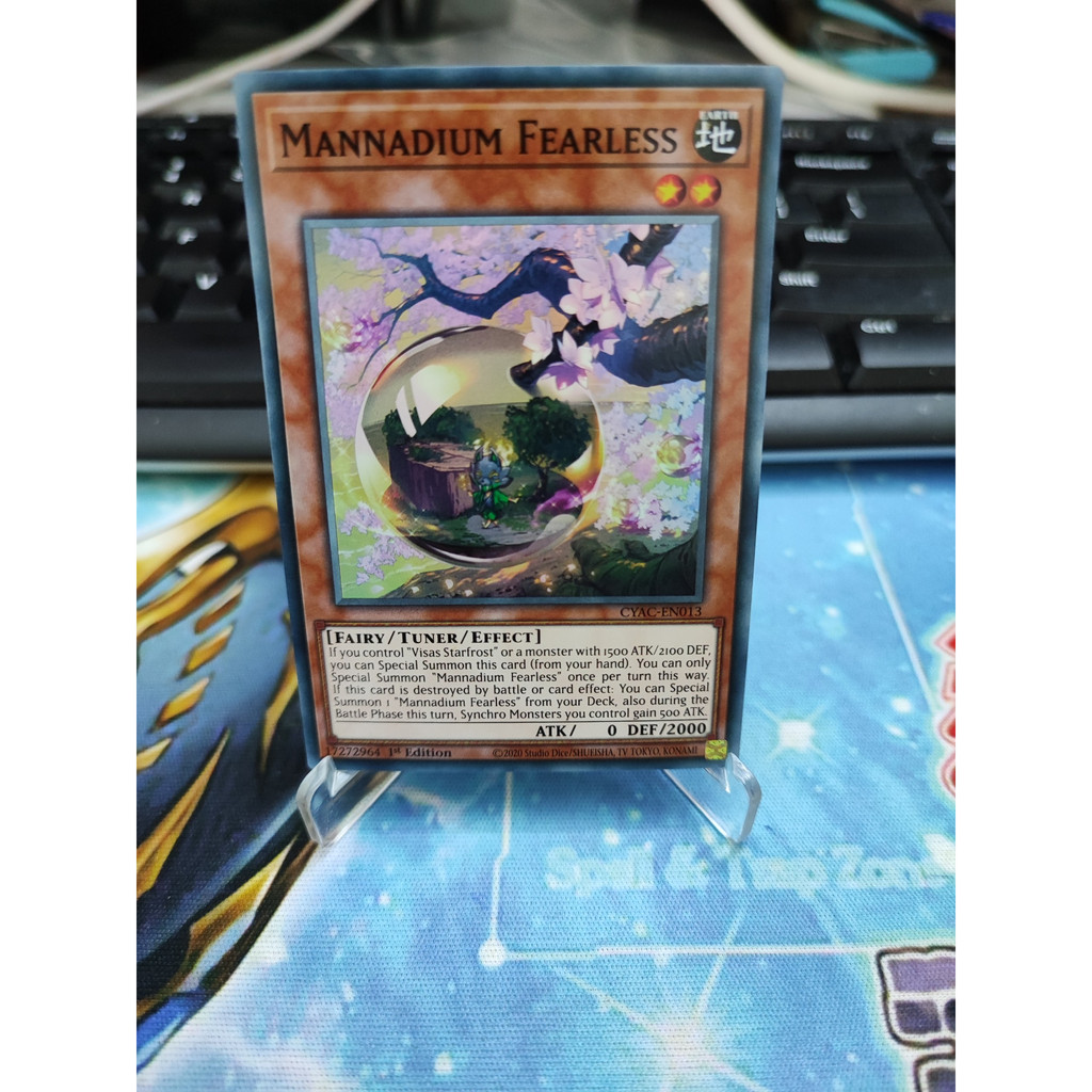 1 lá thẻ bài Mannadium Fearless - CYAC-EN013 - Super Rare 1st Edition
