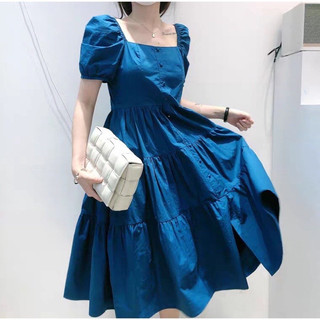Đầm xanh cồ vịt nút bọc dáng dài form suông
