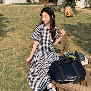 Đầm caro dáng suông basic đuôi cá
