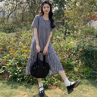 Đầm caro dáng suông basic đuôi cá