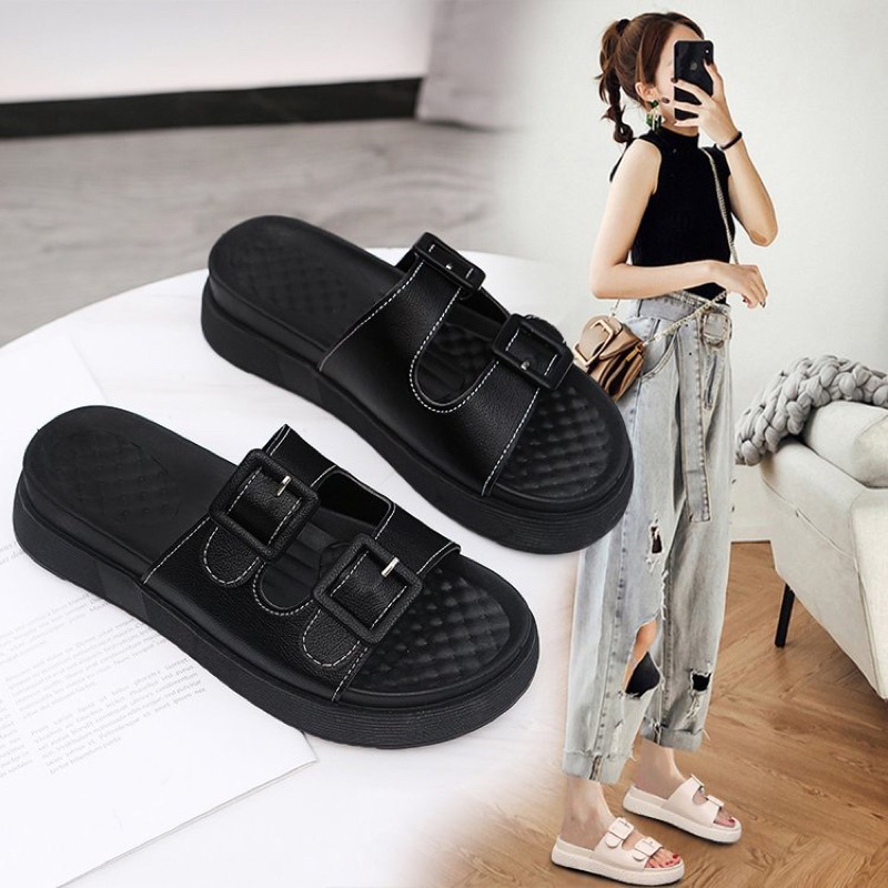 Dép lê d.a mềm 2 quai ngang khuy vuông, đế cao 4p