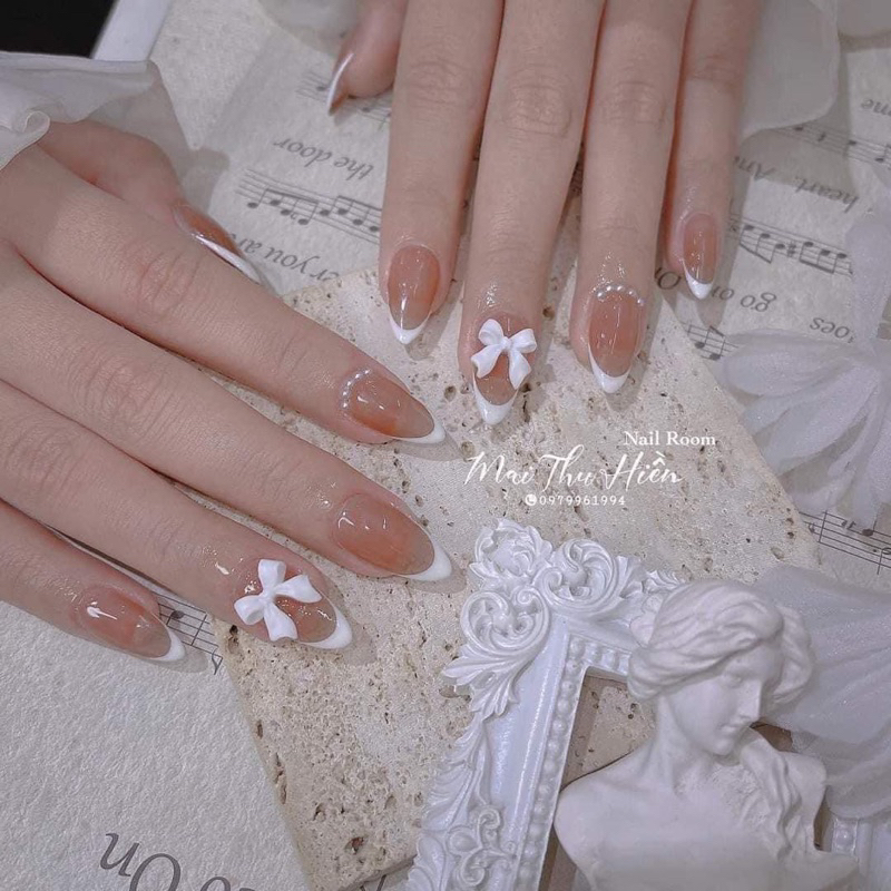 Nail box thiết kế xinh giá rẻ lấy tương tác