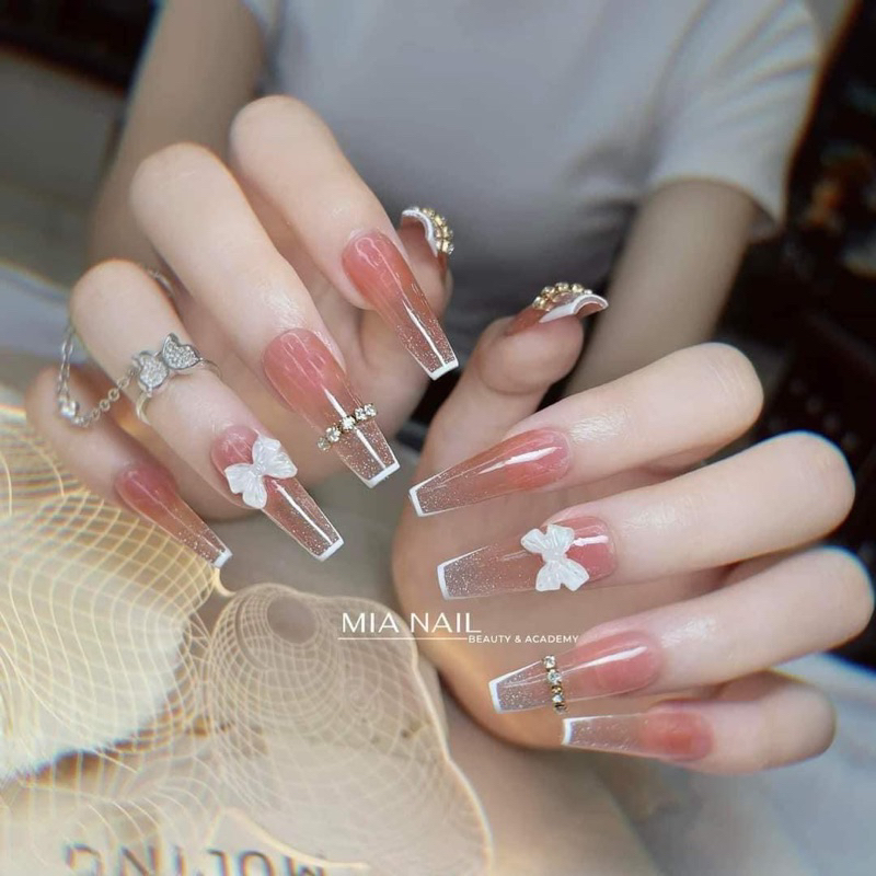 Nail box thiết kế xinh giá rẻ lấy tương tác