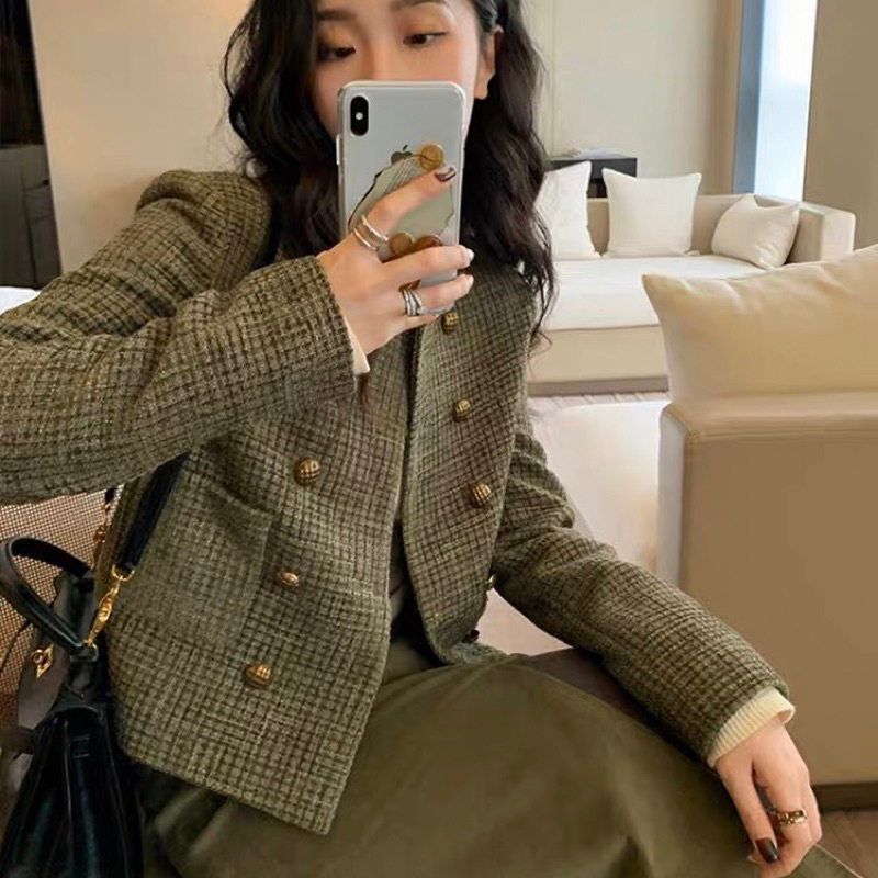 Áo khoác dạ tweed cho nữ cổ tròn khuy đồng dáng ngắn dài tay