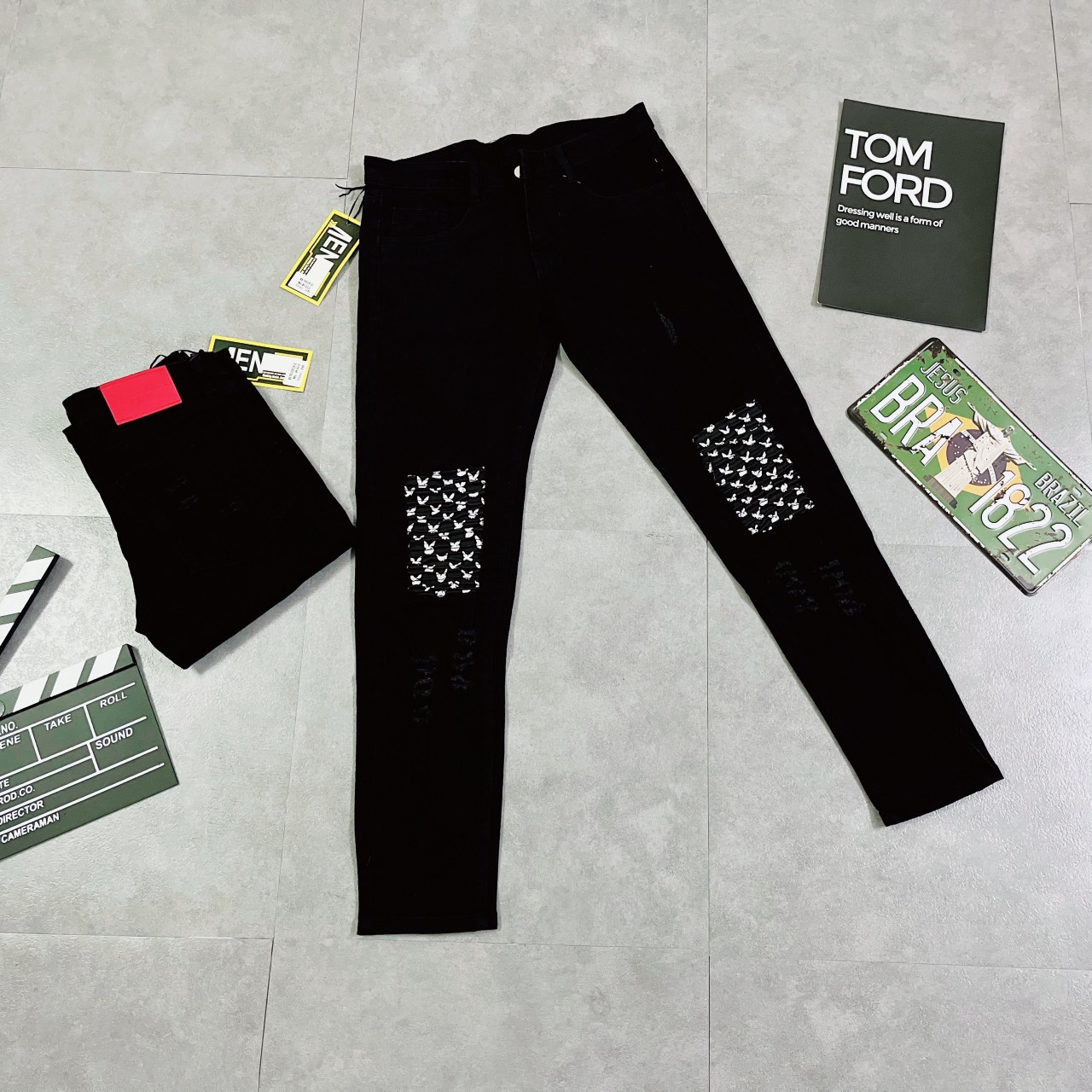 Quần jeans nam  mẫu rách vá in hình thỏ chất demin cao cấp co dãn nhẹ NHUNHI FASHION J04 | BigBuy360 - bigbuy360.vn