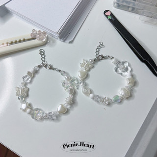 | picnic heart |⋆｡𖦹 ° 𝐖𝐇𝐈𝐓𝐄 𝐁𝐑𝐀𝐂𝐄𝐋𝐄𝐓 ⋆｡𖦹 °✩