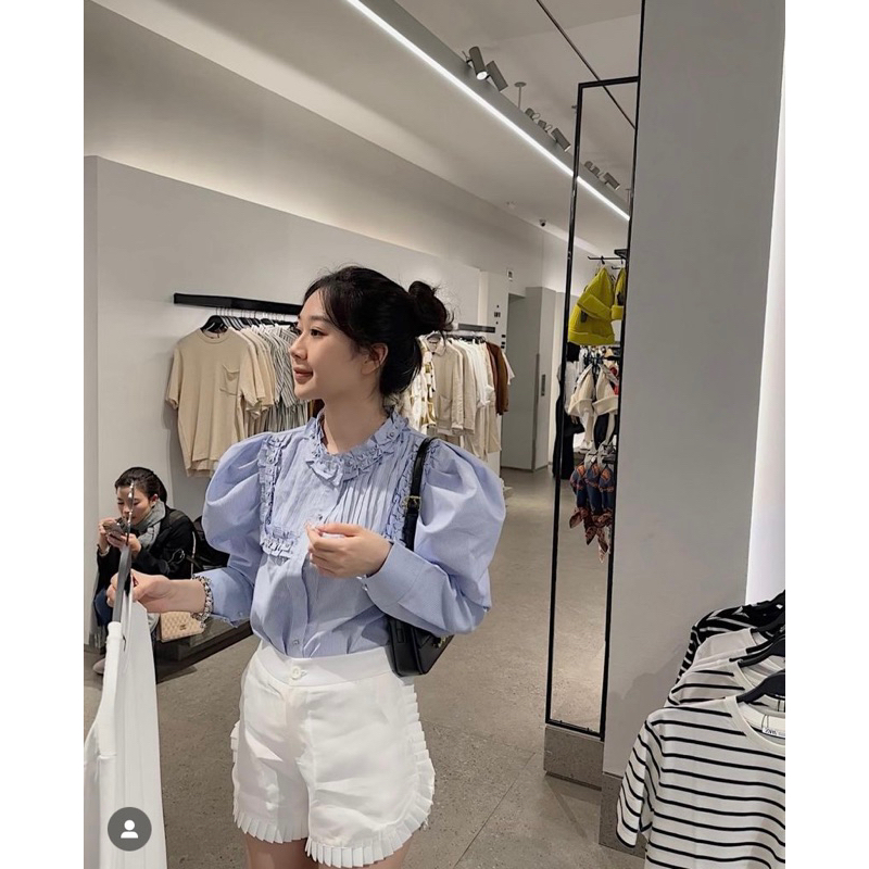 Sơ mi LUCY SHIRT cổ bèo đính khuy đá gấu bo by The Camellia Studio