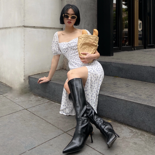 Cherie Dress - Váy dài xẻ tà, cổ vuông họa tiết hoa nhí
