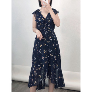 Đầm OASIS cổ V nối lưng bèo