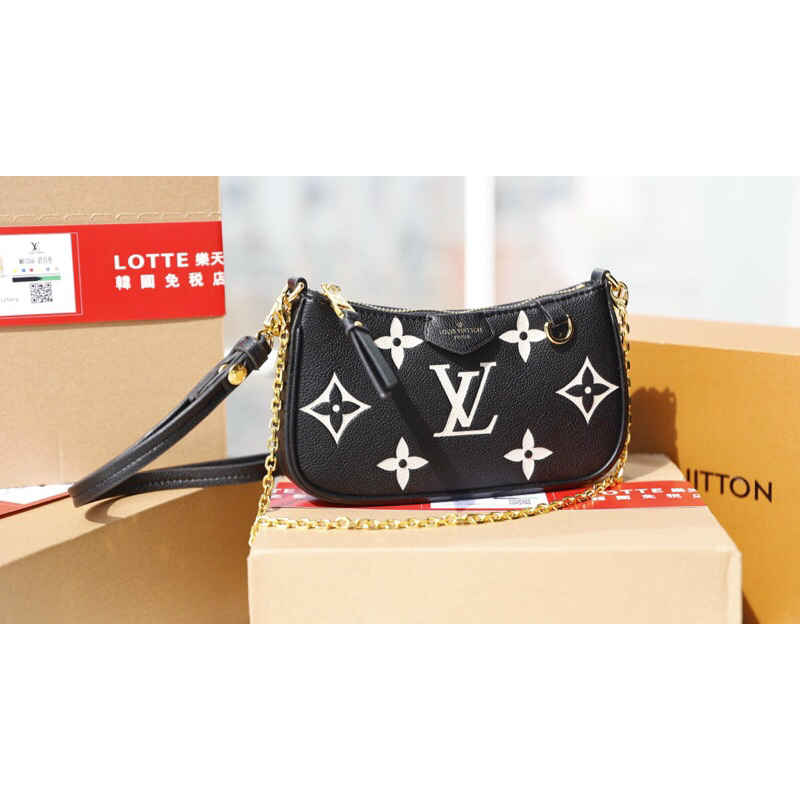 Túi da hoạ tiết  monogram l••v  2 quai super fullbox