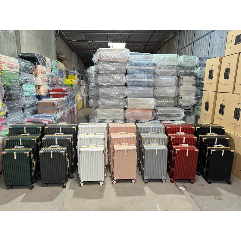 VALI KHUNG NHÔM KHOÁ SẬP VIỀN VÀNG CAO CẤP SANG TRỌNG