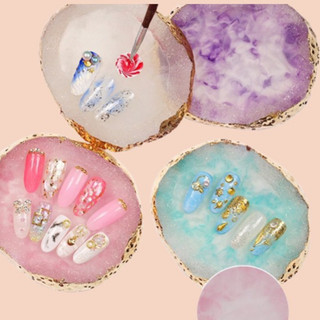 Đá pha màu và chụp ảnh mẫu móng Nail