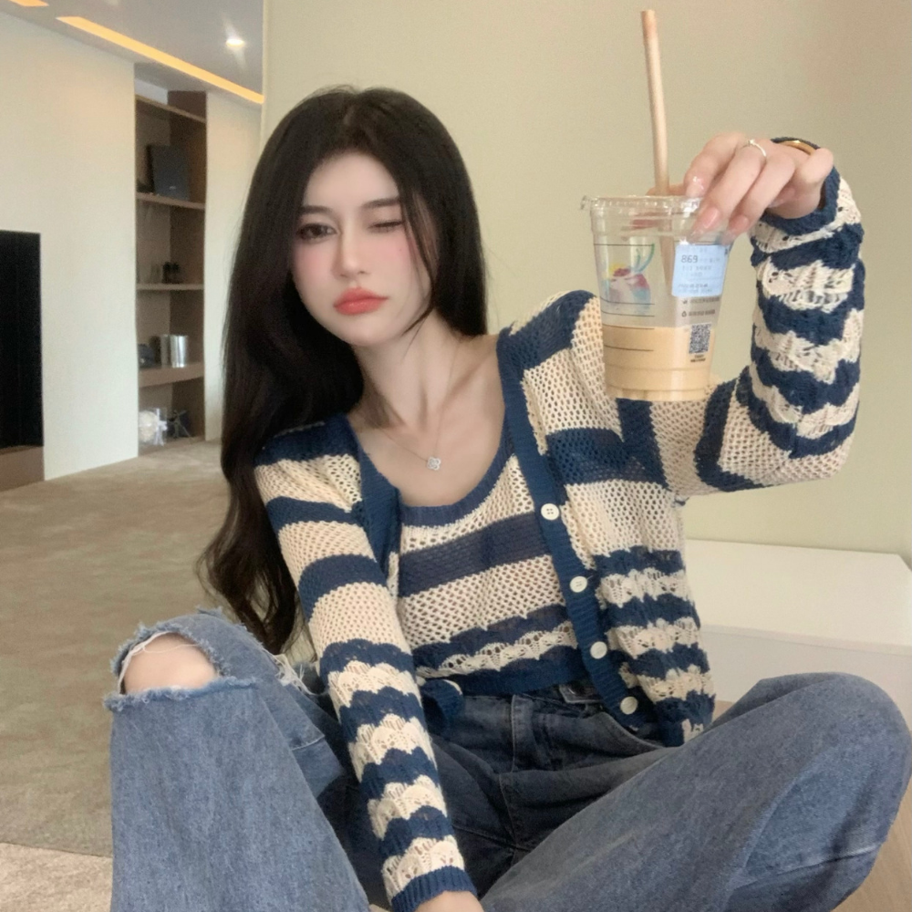 Set Áo 2 Dây Kèm Áo Khoác Cardigan Len Lưới Montoghi Quảng Châu, Áo 2 Dây Bản To Mềm Mịn Style Hàn Quốc 1993 Boutique