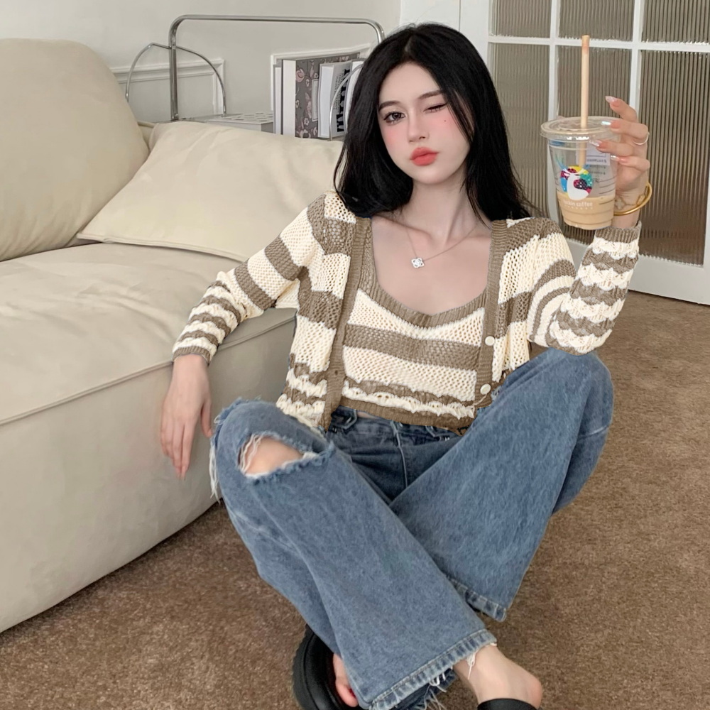 Set Áo 2 Dây Kèm Áo Khoác Cardigan Len Lưới Montoghi Quảng Châu, Áo 2 Dây Bản To Mềm Mịn Style Hàn Quốc 1993 Boutique