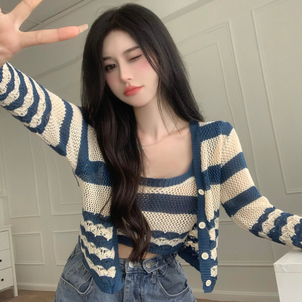 Set Áo 2 Dây Kèm Áo Khoác Cardigan Len Lưới Montoghi Quảng Châu, Áo 2 Dây Bản To Mềm Mịn Style Hàn Quốc 1993 Boutique