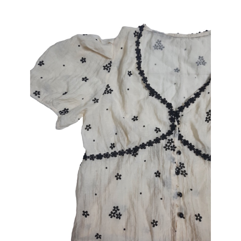 Pass/ Thanh lý Áo hoa nhí tay bồng