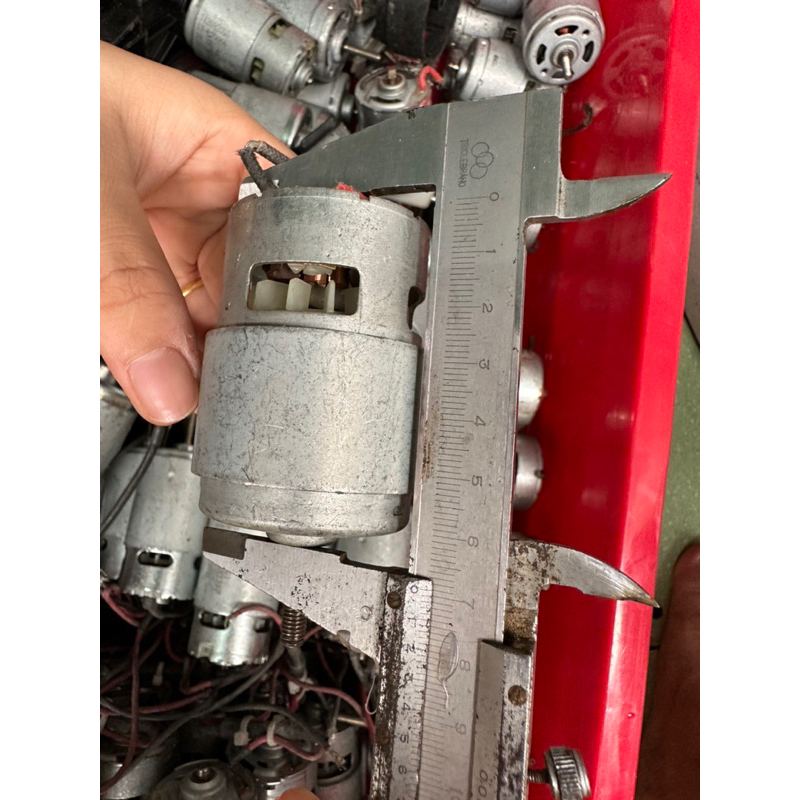 Motor RYOBI 755 18V răng xoắn xài 24mm