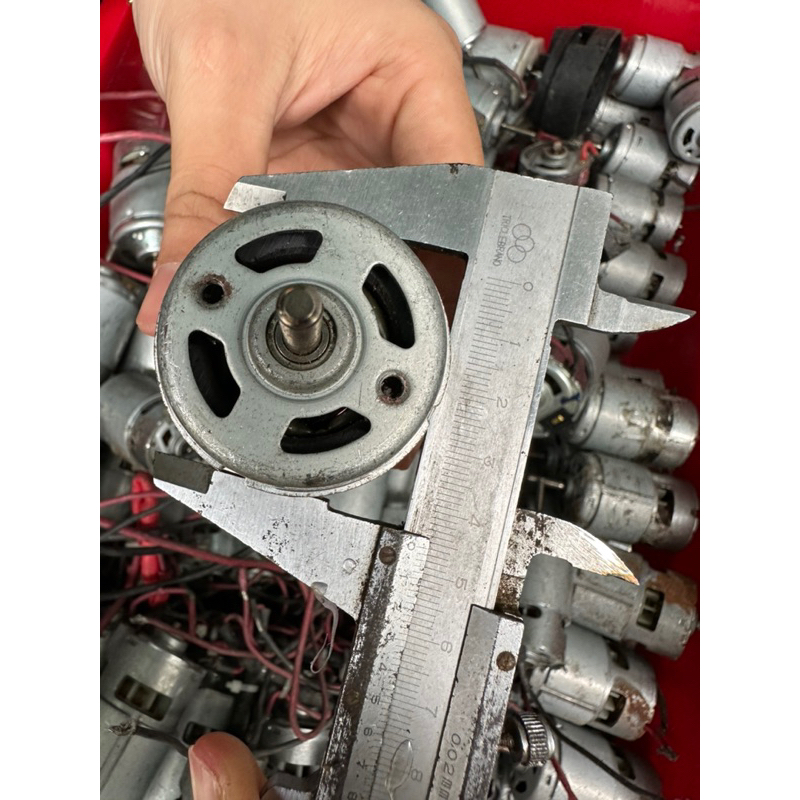 Motor RYOBI 755 18V răng xoắn xài 24mm